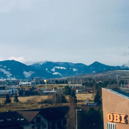 Jasmine Apartment - Free Parking - City Center - Skibus - Tatralandia 5Km Liptovský Mikuláš エクステリア 写真